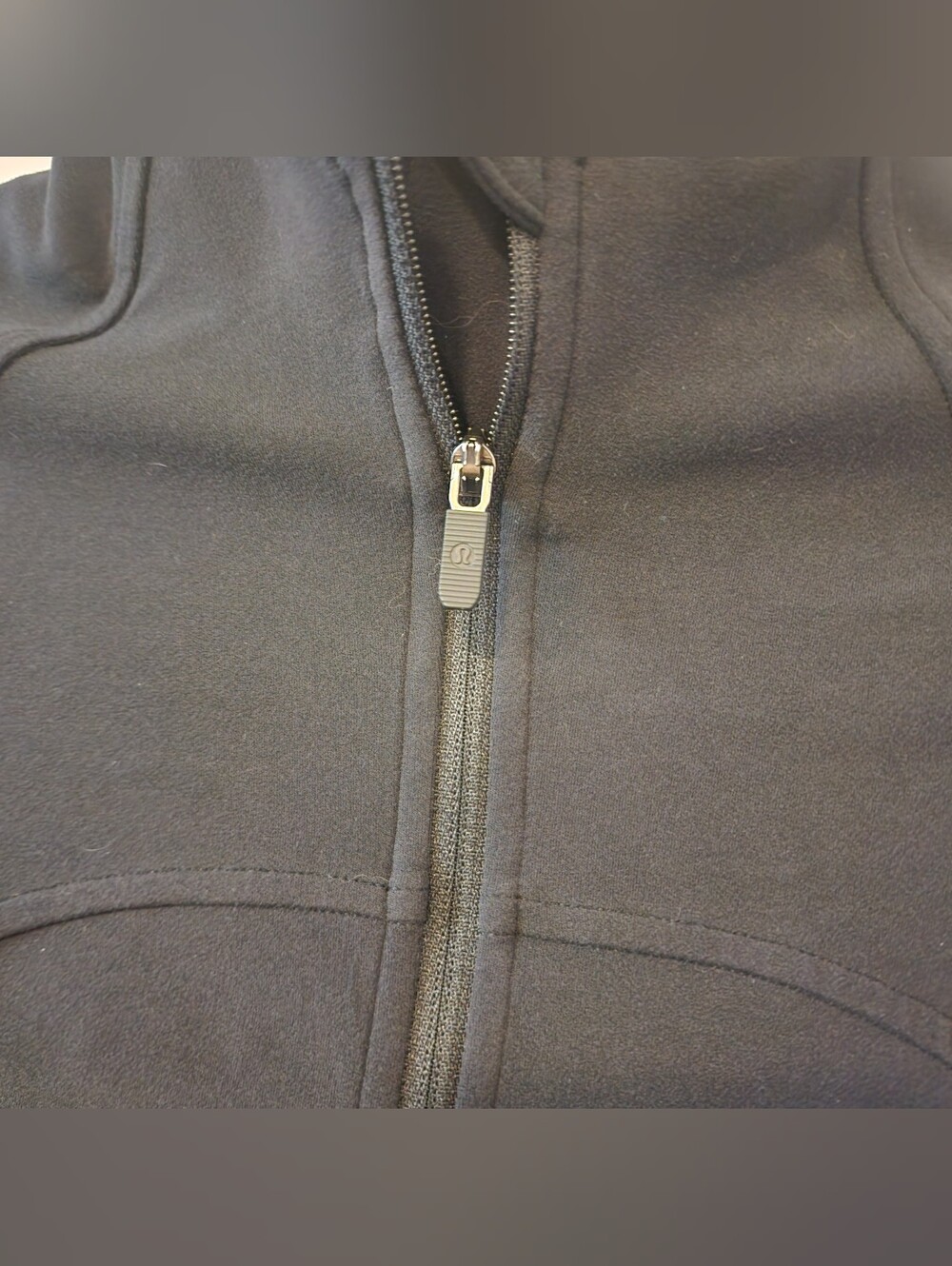 Lululemon Nulu Cropped Define Jacket Size 4 - Picture 3 of 6